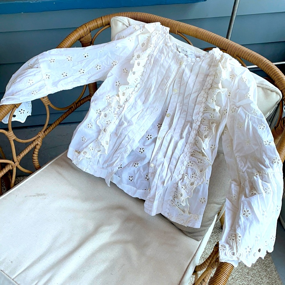 J Crew Eyelet Blouse. Size 2. Adorable.